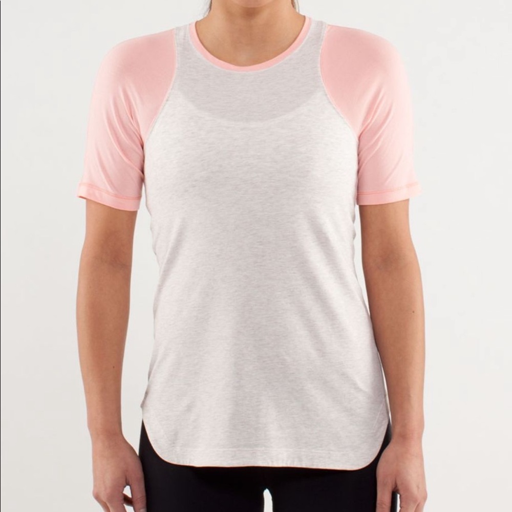 EUC Lululemon Clari-Tee Short Sleeve - Sz 6